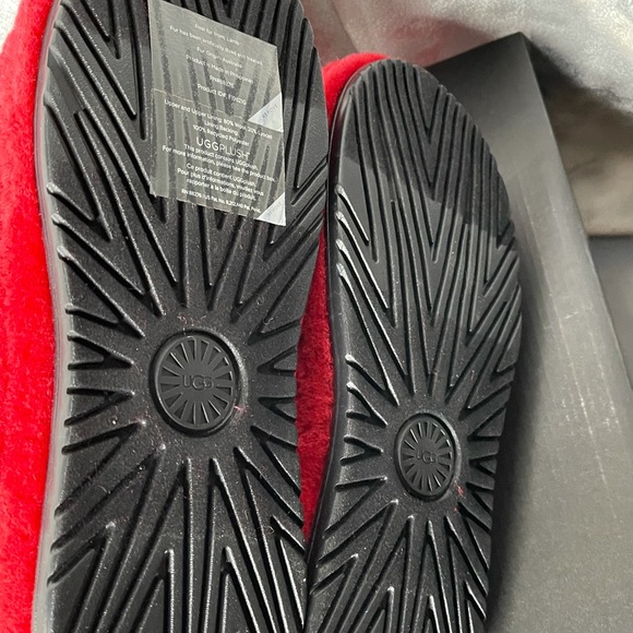 COPY - 🤑Ugg Slippers - Picture 5 of 5